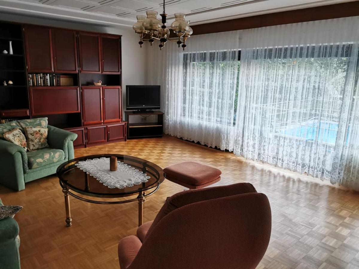 Ferienwohnung Mit Garten เพียร์มาเซินส์ ภายนอก รูปภาพ